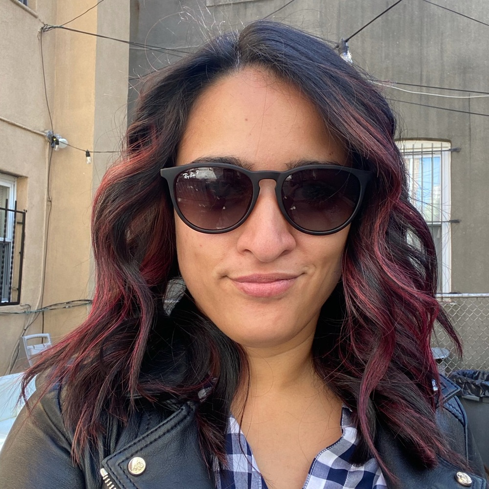 Meet your Posher, Aila